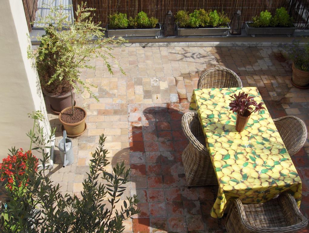 B&B De Lachende Engel Mechelen Phòng bức ảnh