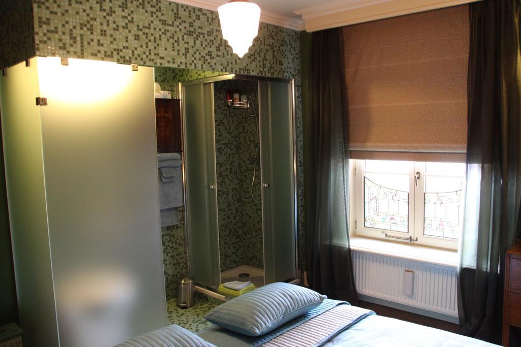 B&B De Lachende Engel Mechelen Phòng bức ảnh