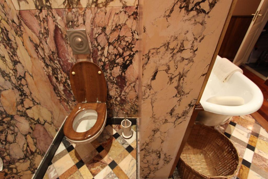 B&B De Lachende Engel Mechelen Phòng bức ảnh